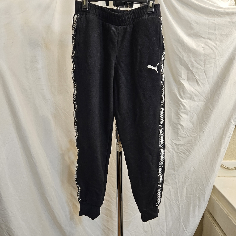 Puma Men's Black Sweatpants straight leg. Size Medium